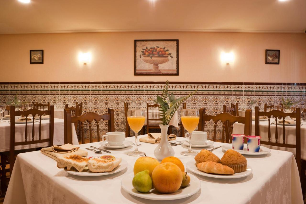 Hotel Rural El Molino Banos De Montemayor Bagian luar foto