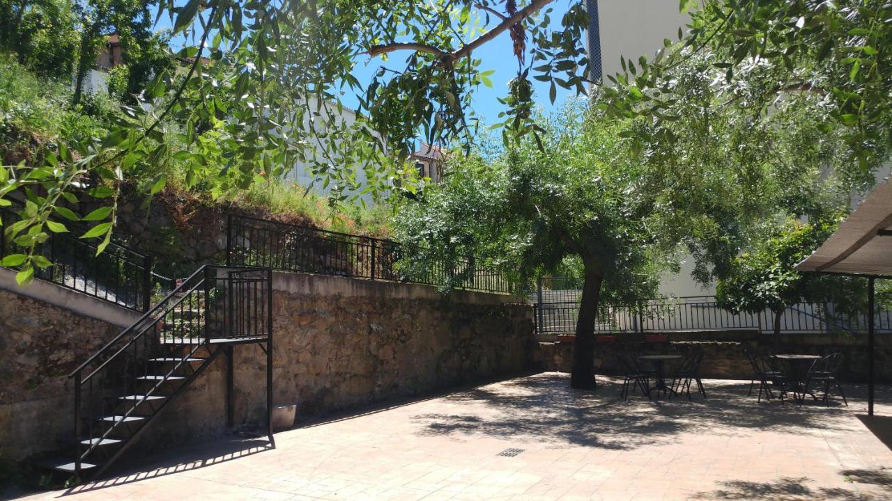 Hotel Rural El Molino Banos De Montemayor Bagian luar foto